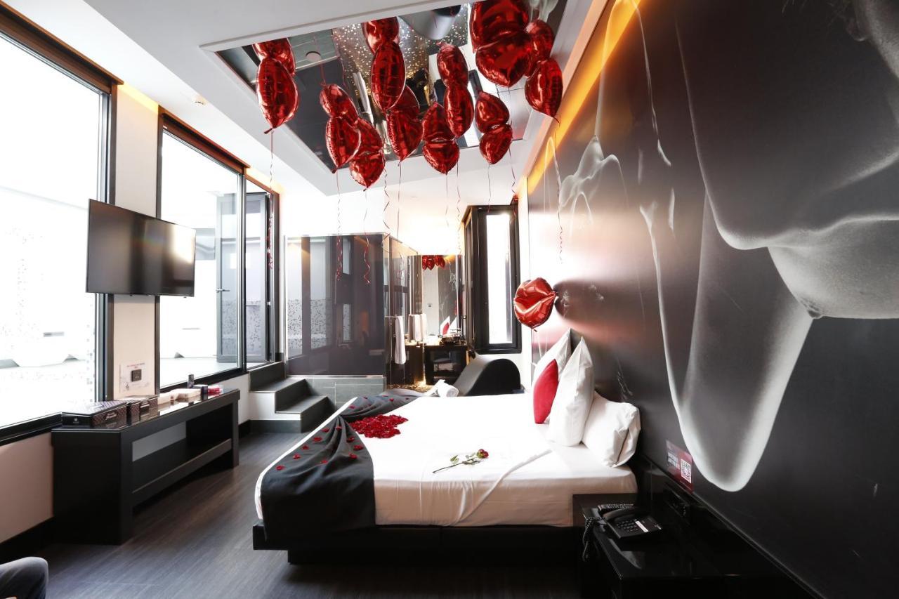 Hotel Loob Madrid Torrejón de Ardoz Buitenkant foto